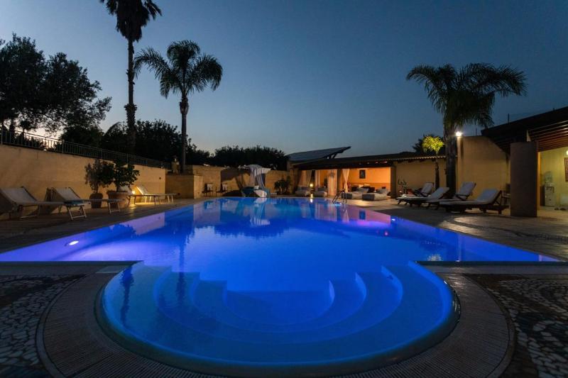 IL FILO DI PERLE Luxury Villas
