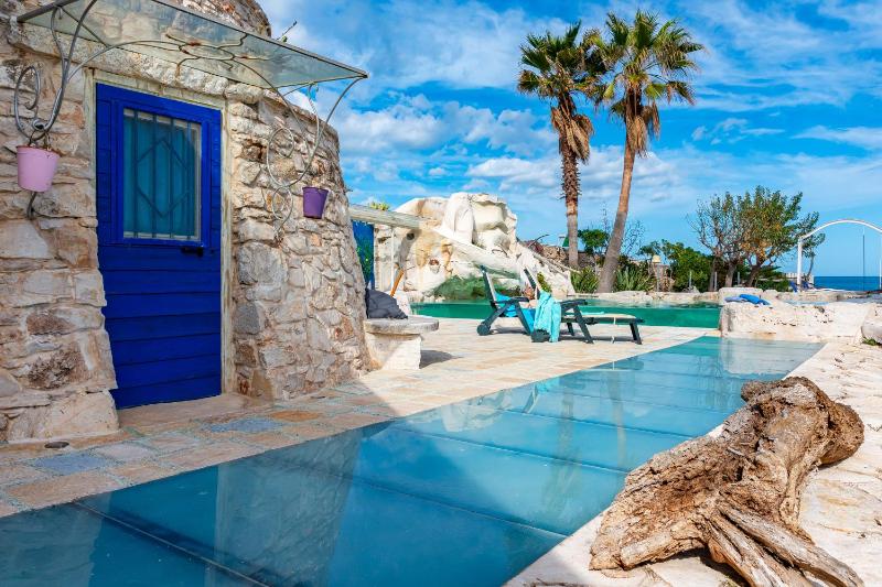 Il Trullo al Mare -Trullo by the sea- Pool & Beach