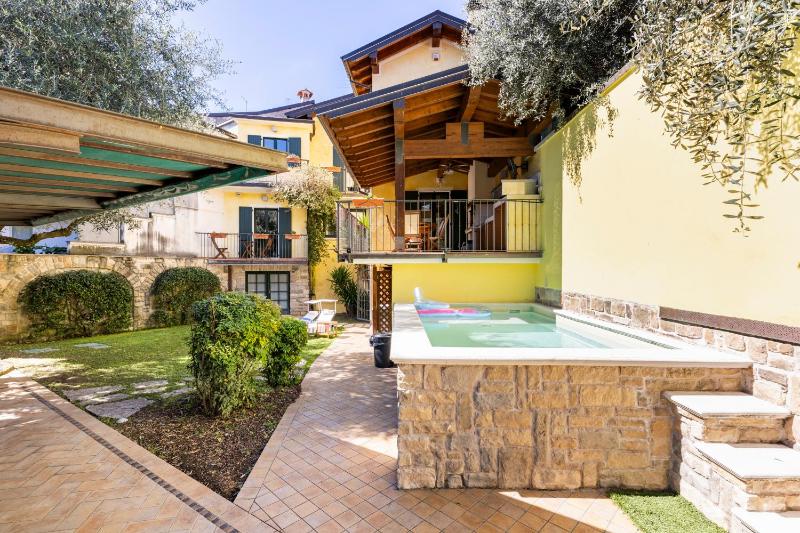 "Il Vicolo" Sunny Lake Garda Villa