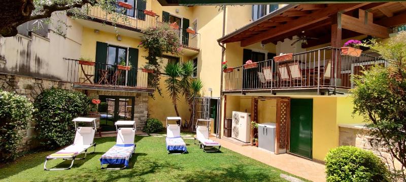 "Il Vicolo" Sunny Lake Garda Villa