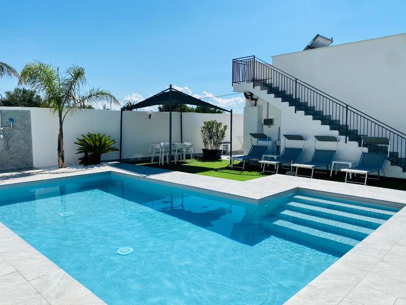 Katy's Holiday House, Private Villa and Pool