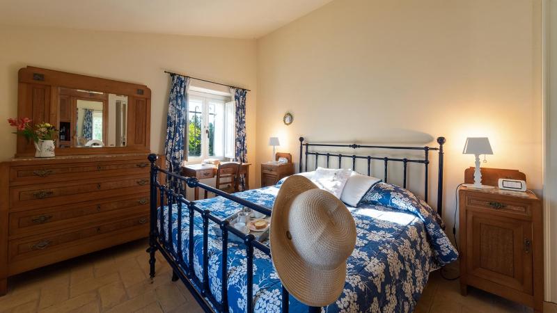 LA CASA NEI VIGNETI 10, Emma Villas