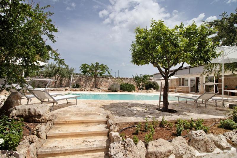 La Dimora dello Zio, with pool