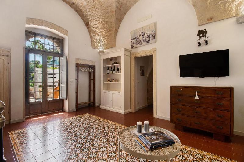 La Dimora dello Zio, with pool