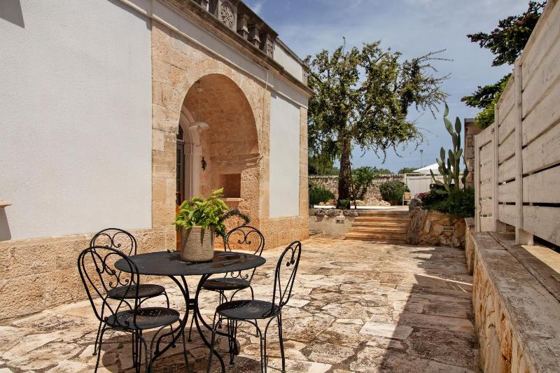 La Dimora dello Zio, with pool