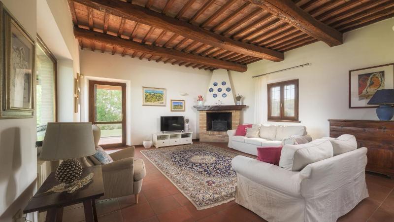 La Panoramica 8, Emma Villas