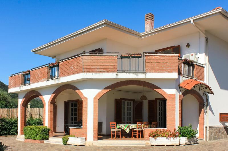 La Villa dei Limoni - Villa Panoramic with Pool
