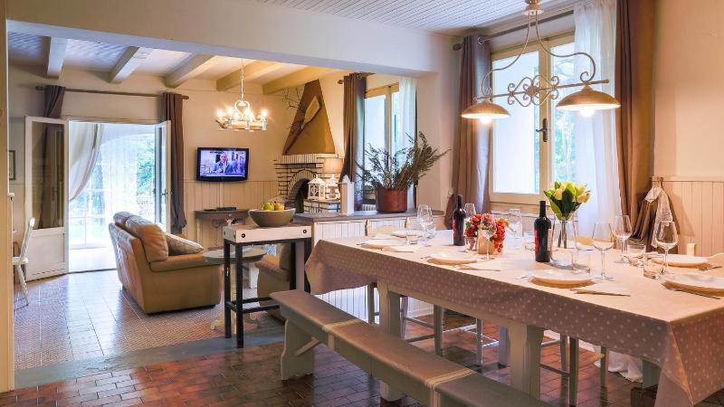 La Villa Dina 12, Emma Villas