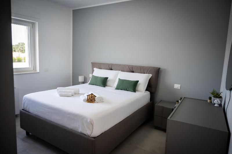 LikeHome Taranto - 2 ville indipendenti