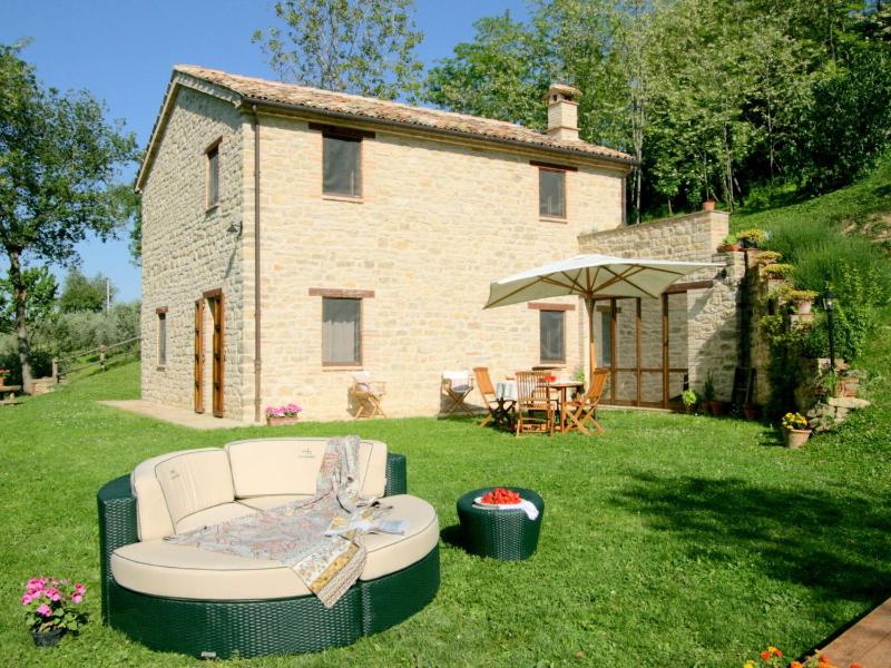 Luxury Stay with Garden
