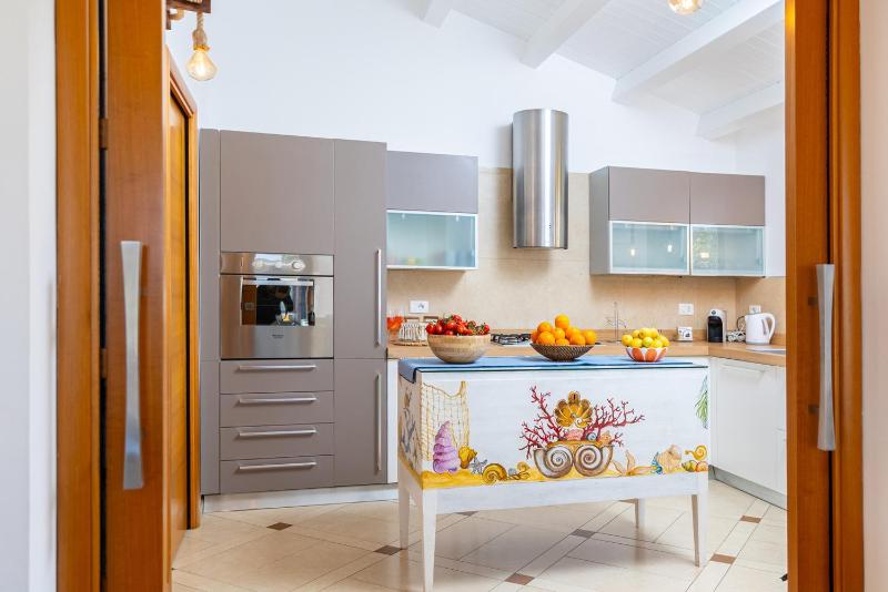 Luxury villa at Pozzallo at 390 meters about from the beach with private swimming pool
