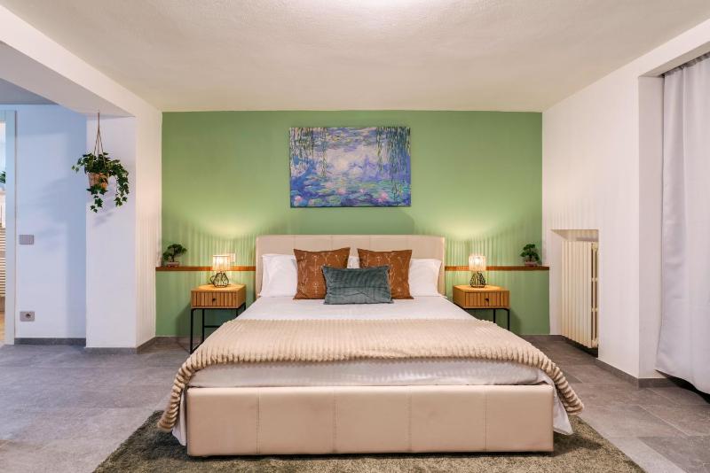 LUXURY VILLA ORIZZONTI - Regarda Travel