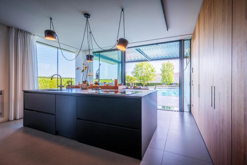 LUXURY VILLA RUBIN with Jacuzzi POOL GYM & SPA near Venice and Padua