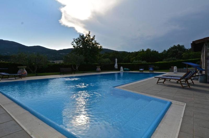 Luxury Villa with pool by Varental