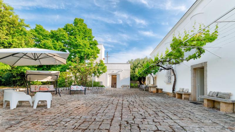 Masseria Profilo 8, Emma Villas