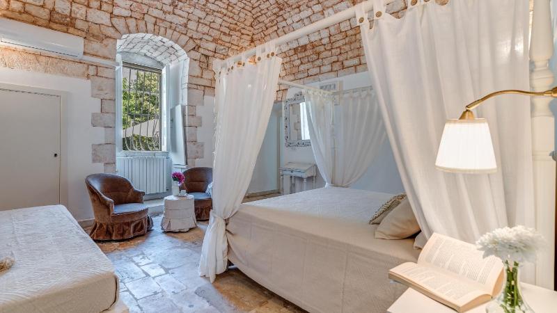 Masseria Profilo 8, Emma Villas