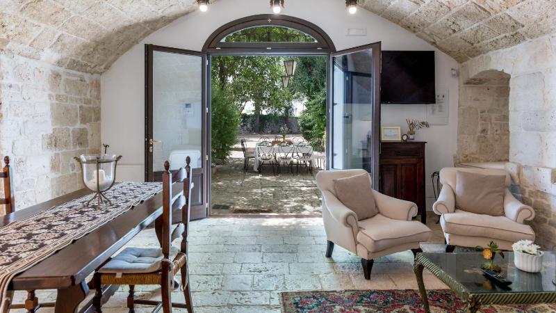 MASSERIA TARSIA INCURIA 8&4, Emma Villas