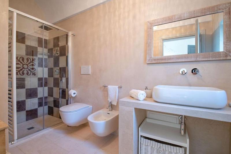 Masseria Tufo Bianco by Raro Villas