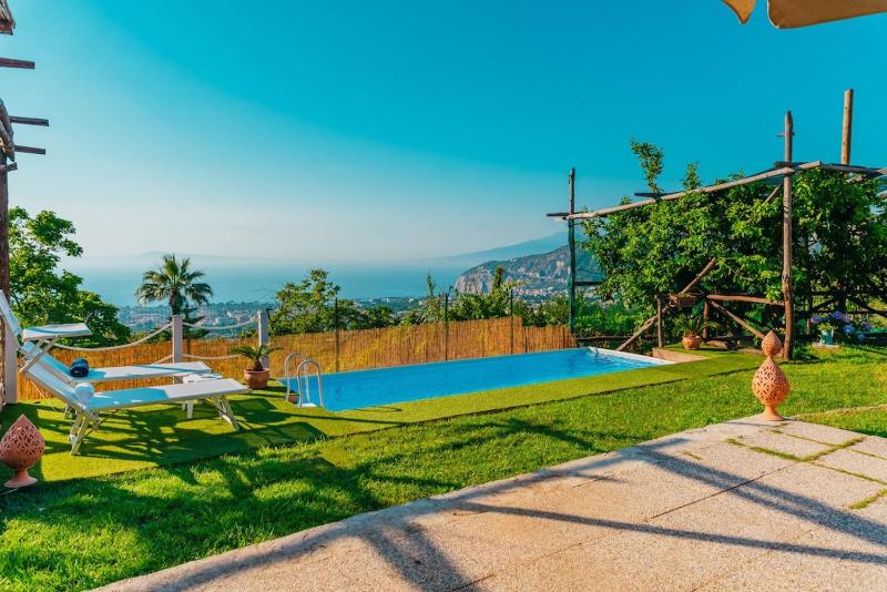 My Exclusive Italy - Villa Sorrento Coast for families - Pool & Views