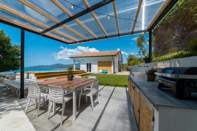 Naima Boutique Villa