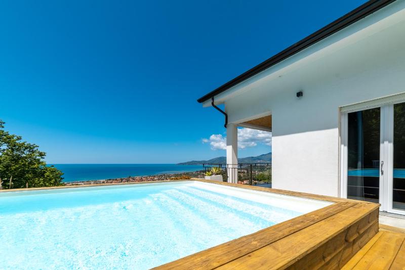 Naima Boutique Villa
