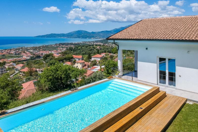 Naima Boutique Villa