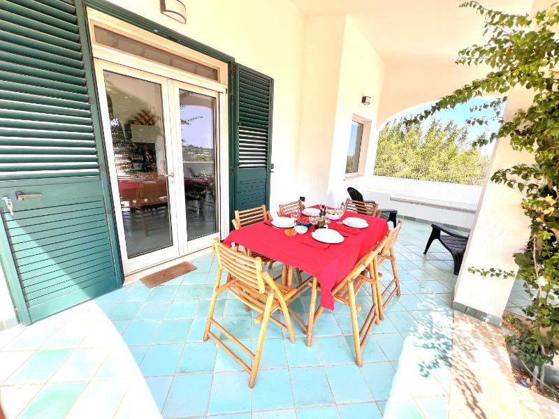 Ostuni BLOOM piscina acqua salata vista mare