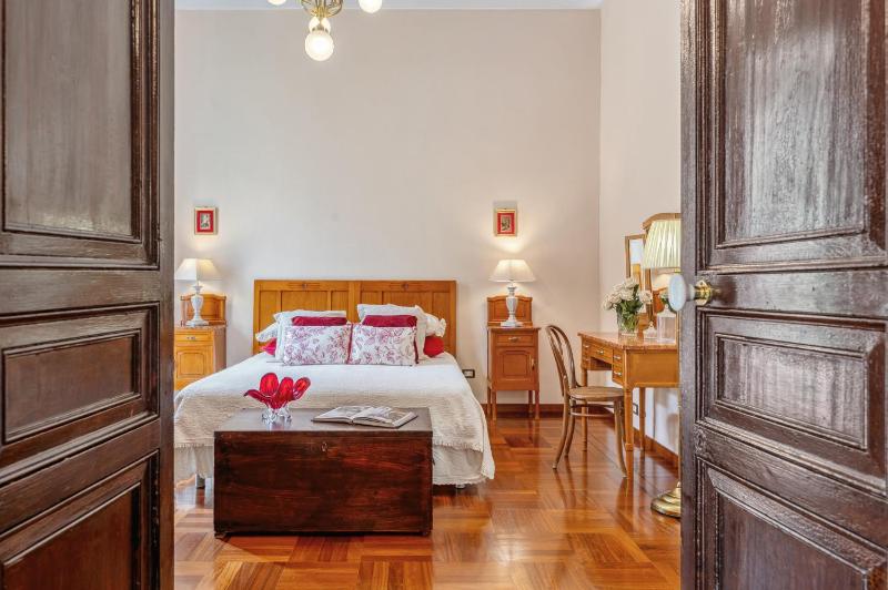 Palazzo Di Lorenzo - Exclusive Palace with Panoramic Terrace and Minipool