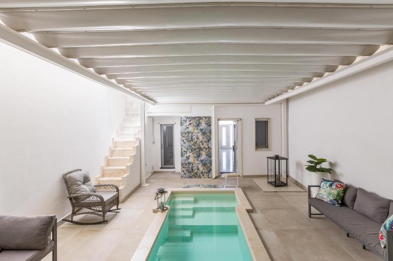 Pasitea Luxury Suite by BarbarHouse