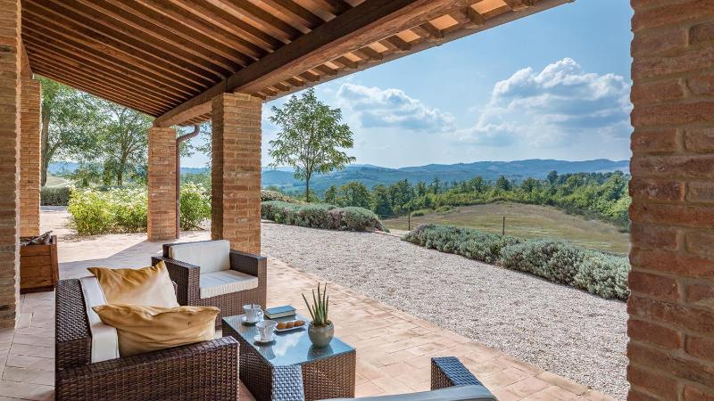 PODERE DI SALCI 10, Emma Villas