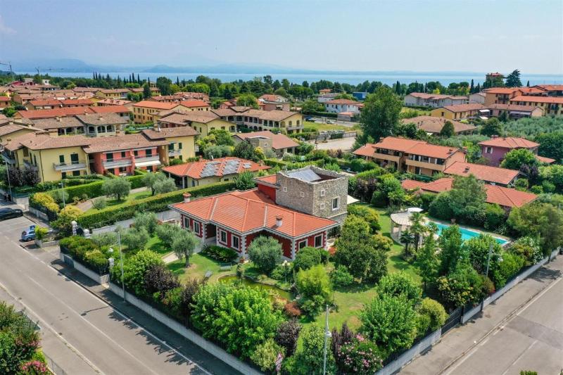 Private Luxury Villa with Pool