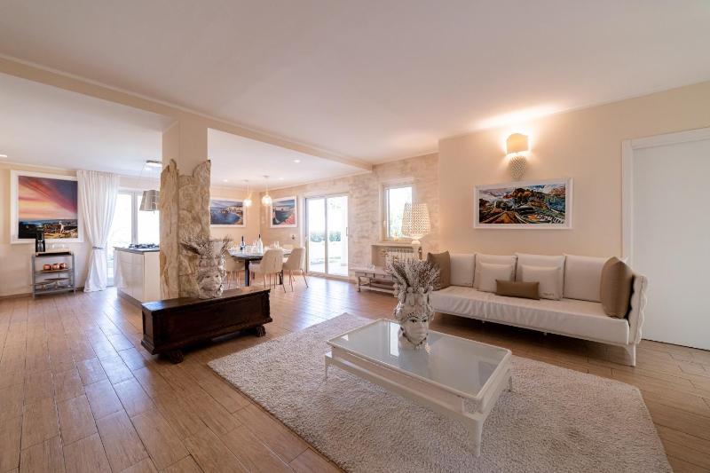 Private modern villa in Taormina