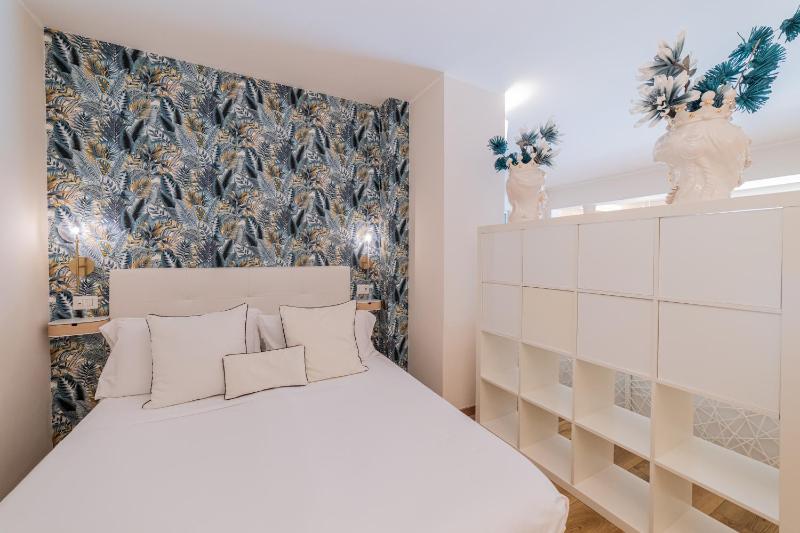 Private modern villa in Taormina