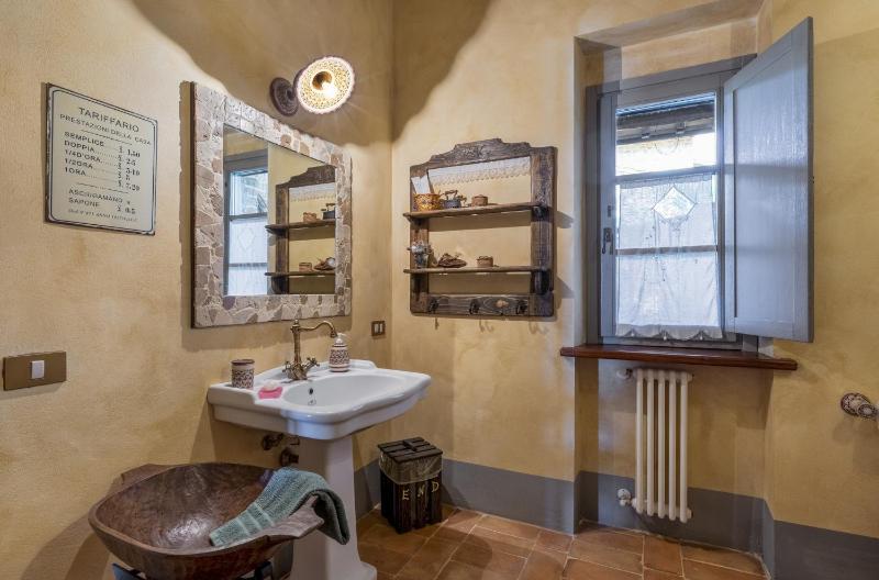 San Rocco 4, Emma Villas