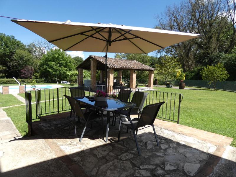 Scappo in Umbria, Casale Piccino