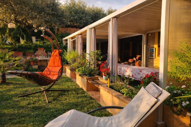 Scappo in Umbria, Eva