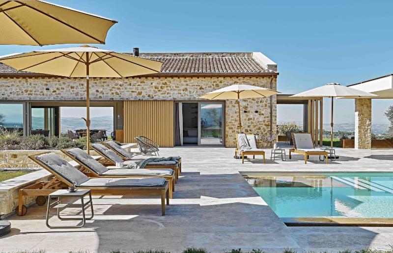 Scappo in Umbria, Il Momento