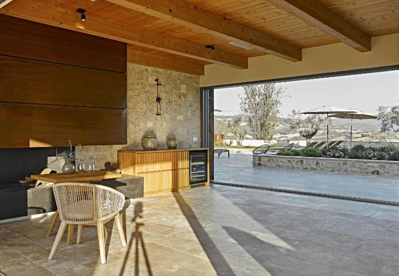 Scappo in Umbria, Il Momento