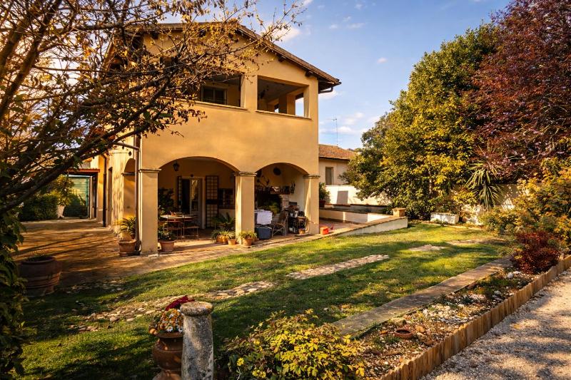 Scappo in Umbria, villa Claudia