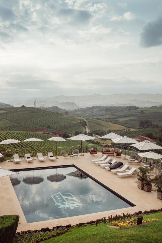Scarpa Villas - Barolo Luxury Escape