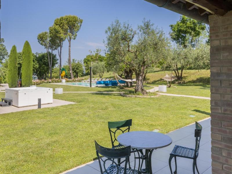 Scenic villa with heated pool