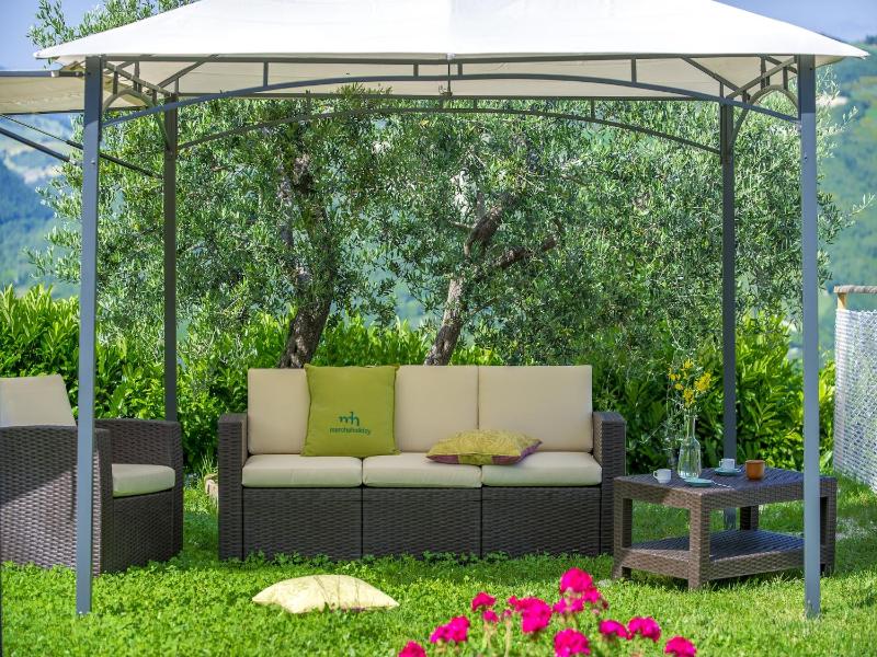 Serene Villa, Peaceful Pergola