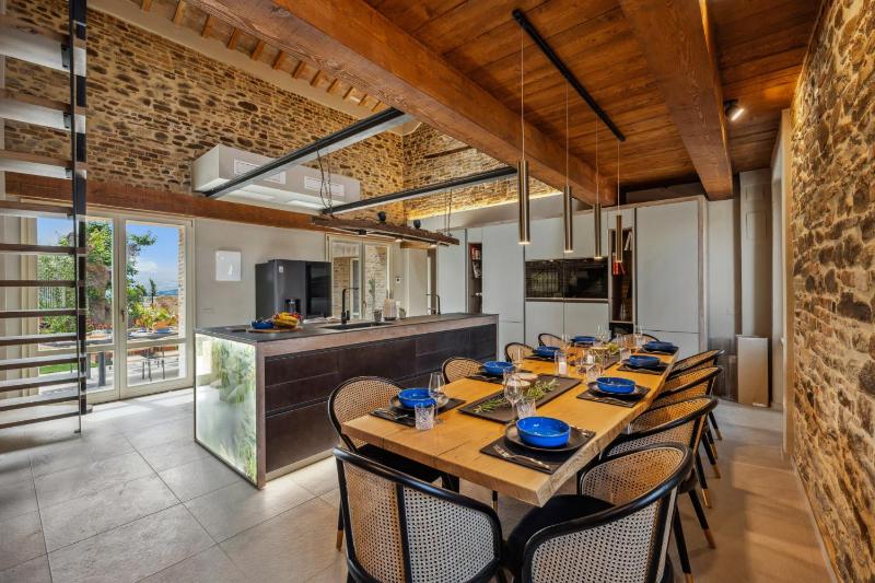 Stadthaus Felix Convivium