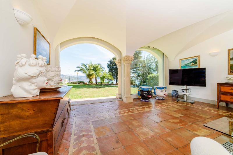 Starhost - Villa il Poggio Amalfi Coast with pool, garden and terrace