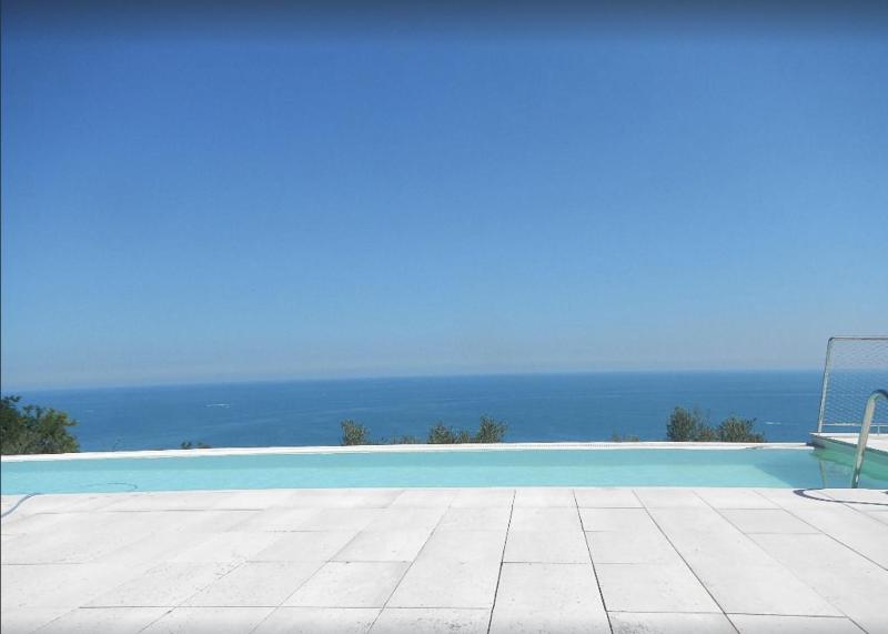 Stunning Design Villa with unique 180º sea views