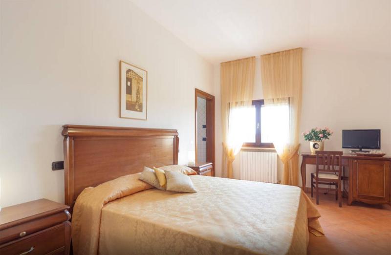 TABACHERA x10 Cascina with Private Pool Sirmione GARDA LAKE