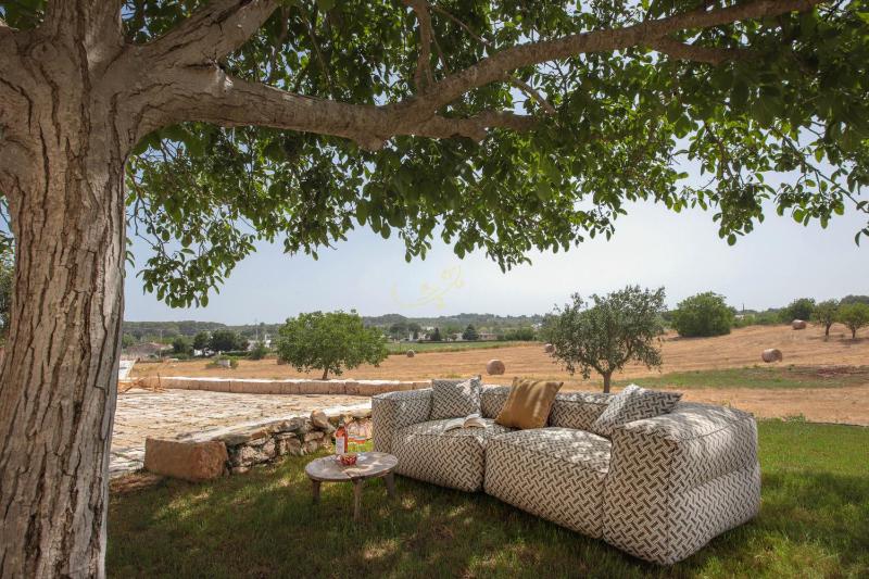 TD I Coni di Pinurè Trulli with Scenic Valley View