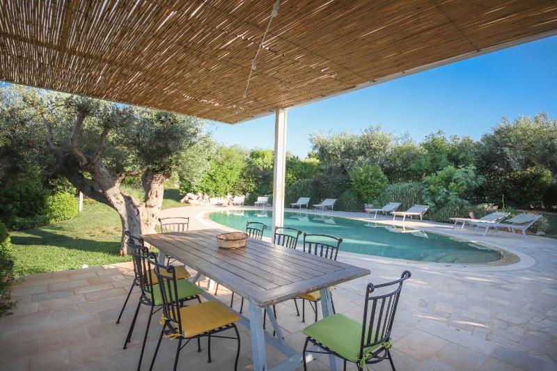 TD Il Vecchio Fienile Outdoor Kitchen with Pool View