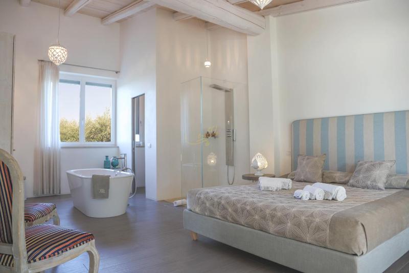 TD Il Vecchio Fienile Outdoor Kitchen with Pool View