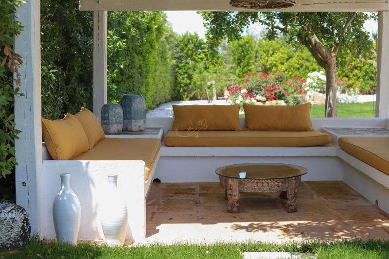 TD Trulli della Rosatella Typical Trulli with Pool